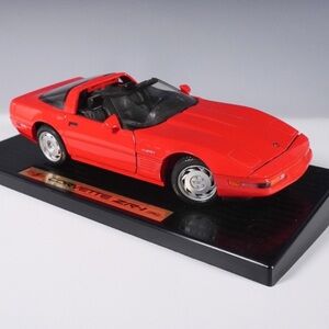ZR-1 Model Car Maisto 1:18 Scale Die-Cast Model, 1992‎ Chevrolet Red Corvette